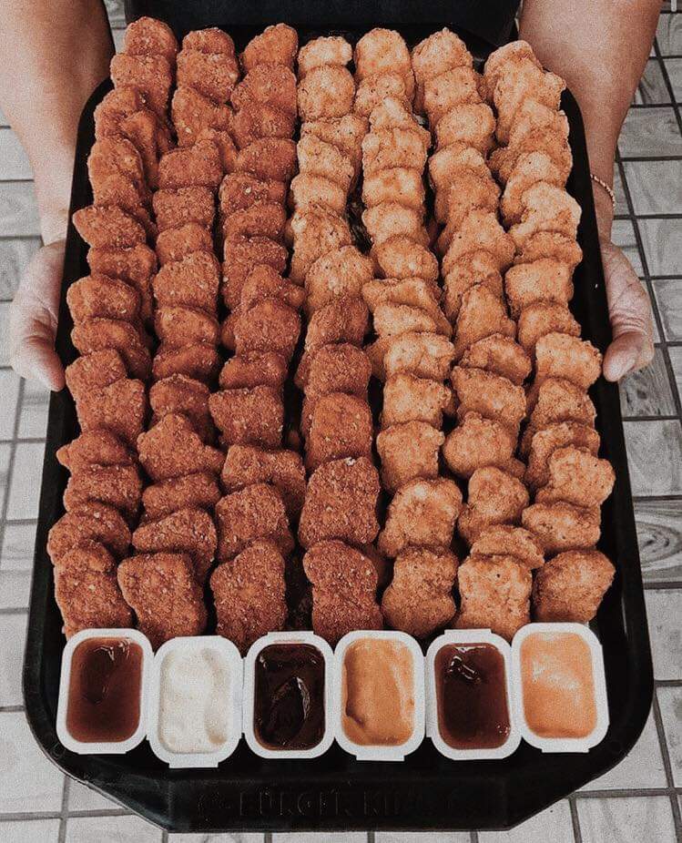 RandomQuotes_06's tweet photo. chicken nuggies 🥺❤️ https://t.co/9PoB9KsVhg