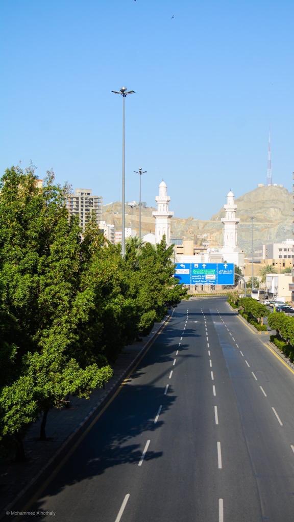 جهود دولة + وعي شعب 👍🏻
#شوارع_مكة_المكرمة
عندما يكون الالتزام منهج