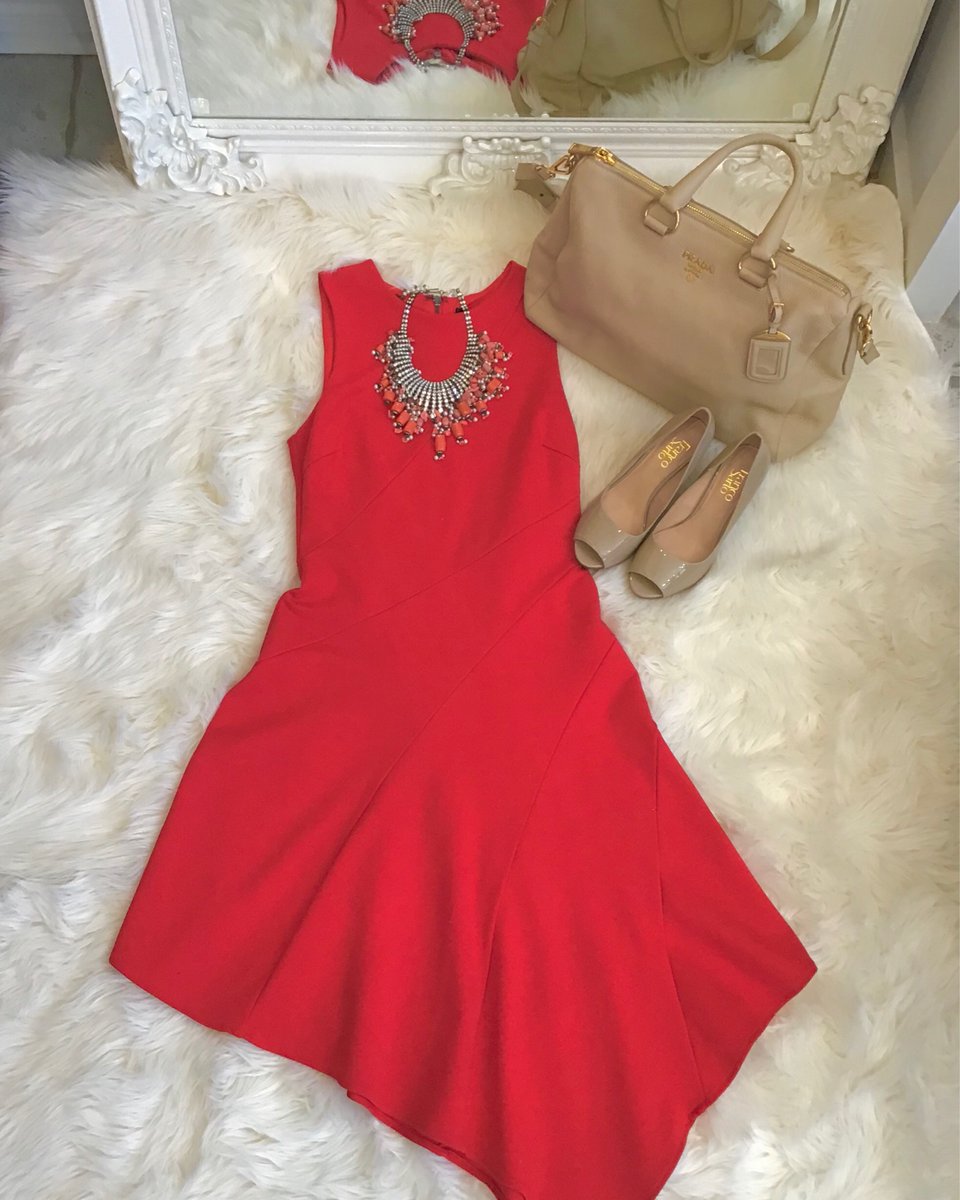 byconsignment1's tweet photo. Adelyn Rae Dress - Size S - $98; Necklace - $100; Prada Beige Leather Purse - $1200; Franco Sarto Patent Nude Pumps - Size 6.5 - $59
#torontoconsignment #torontofashion #torontostyle #twiceisnice #upscaleconsignment https://t.co/0UBsmJKIOs