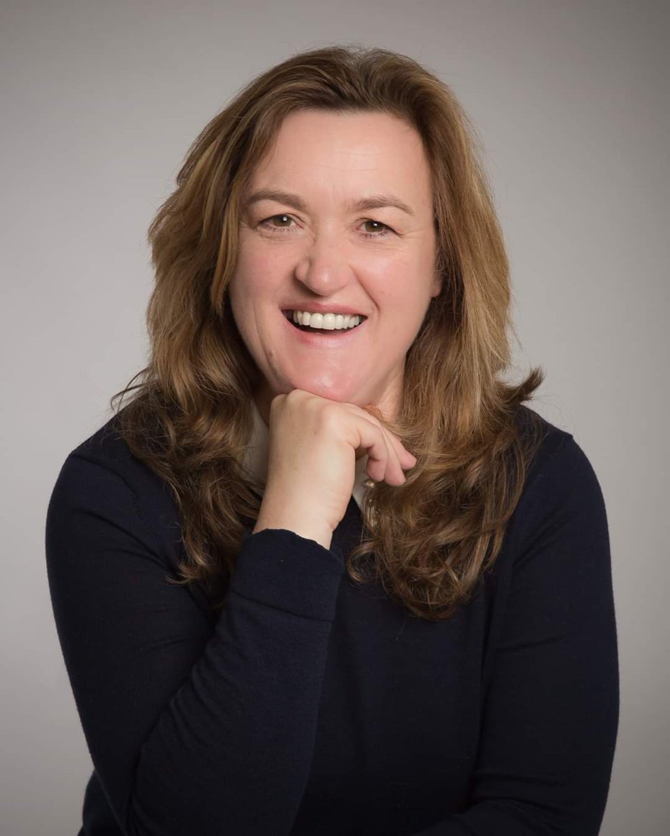 MohuDesigns tweet media