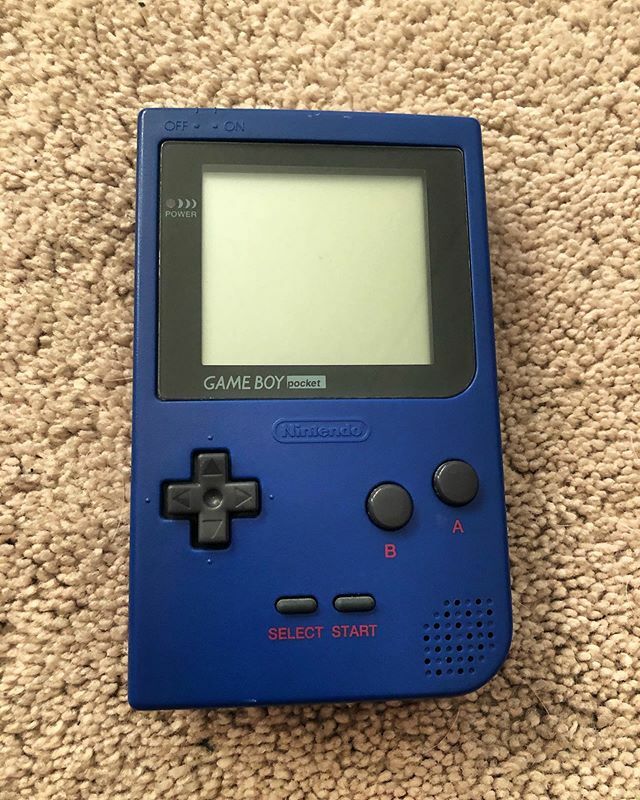 thisnigel's tweet photo. Lol something to make @teenathaniel @pegcity8bit proud of lol
#thisnigel #gameboy #retro #geek #nintendo https://t.co/RkEMXvcMar https://t.co/OVgynAsaOn