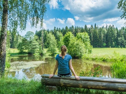 MindfulOnline's tweet photo. The Three-Minute Breathing Space Practice
We explore the origins of one of the most durable mindfulness practices—plus offer a guided meditation.
https://t.co/bHc9VbxgpR https://t.co/OGLhtppJ8g