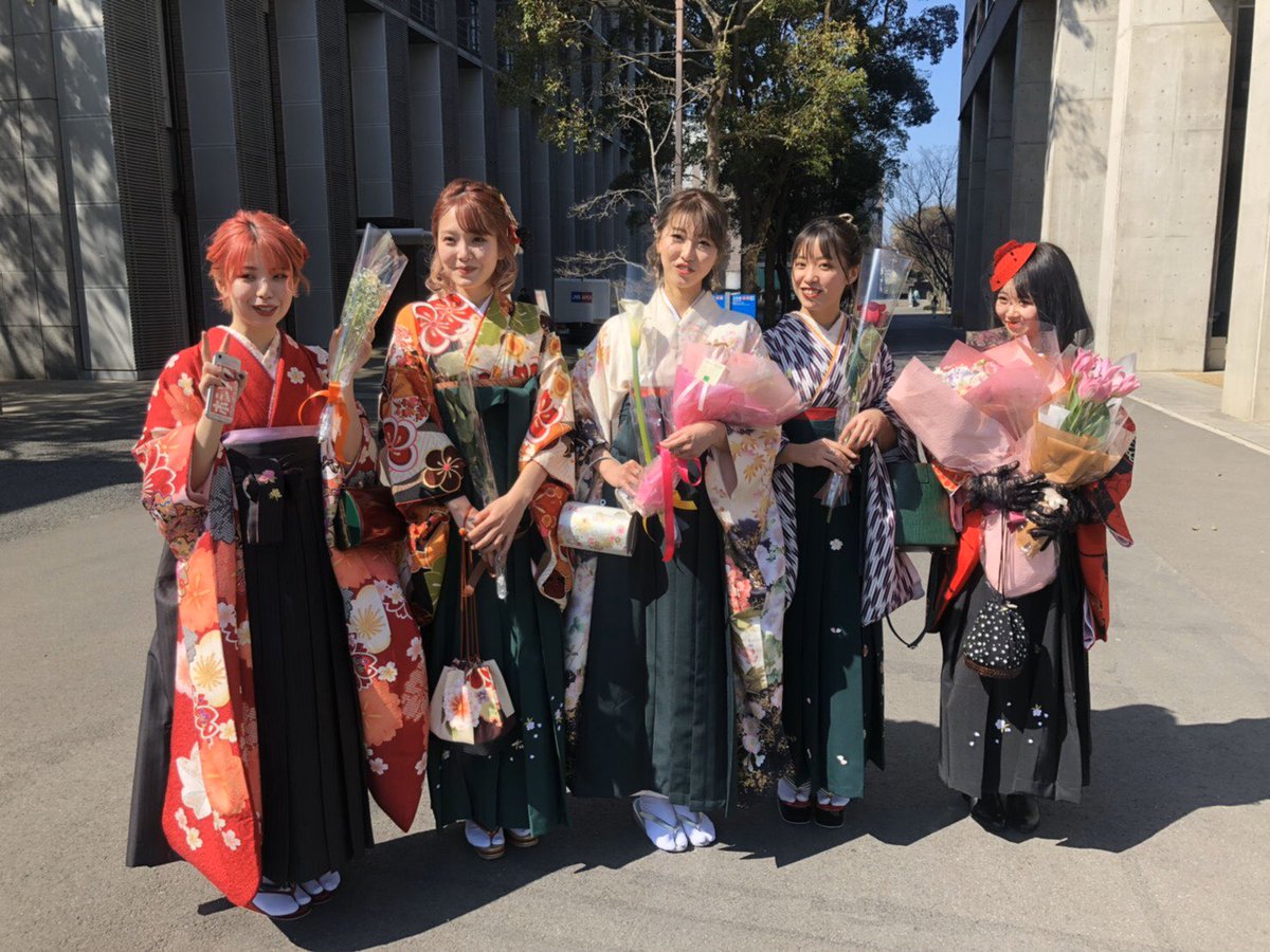 piittchel27's tweet photo. 松山大学卒業!!🌸🌸 https://t.co/chJ7iabNqY