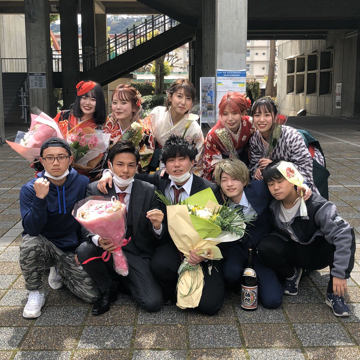 piittchel27's tweet photo. 松山大学卒業!!🌸🌸 https://t.co/chJ7iabNqY
