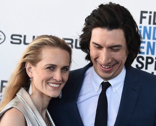 Emi アダムは女優といる時 すごくイケメンキリッとしてるけど 好き大好き愛してる ジョアンタッカーといるときはみえない尻尾がブンブンしてすごく可愛い 羨ましい 来世でもムリ 回り回って感謝のきもち アダムドライバー Adamdriver 見せたい表情