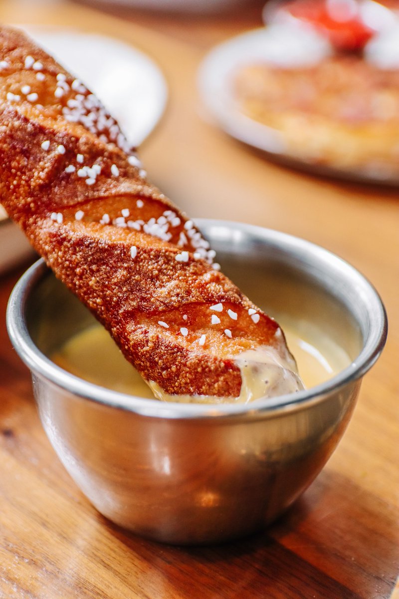 CARRY OUT AVAILABLE! Starting tomorrow (3/20), order your favorite Chase Club lunch and dinner items for carry out. Our full menu will be available: bit.ly/2wipO4G

Simply call 314.633.7800 to place your order! 📸: @JCPEats