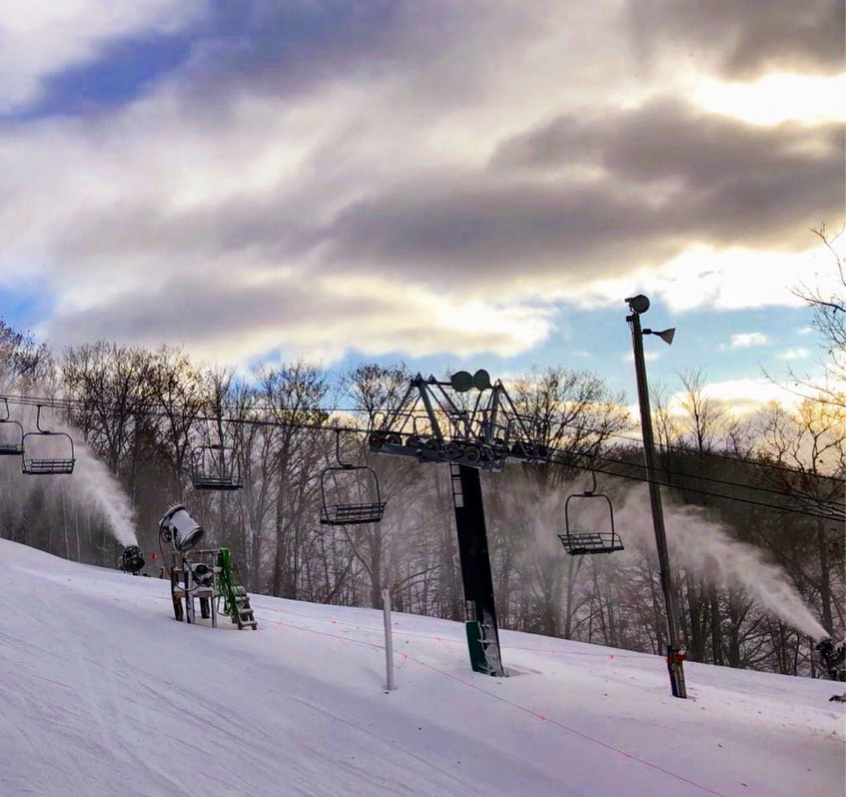 Wirth_Morr's tweet photo. 🏂Who is ready for our snowboarding snow screen epic highlights?😁
🎥 6PM on @youtube -TODAY - 3/19/20
————WirthMorr Studios————
#Snowboard #snowscreen #Sports #YouTube #NewVideo #Extreme #2020Vision #linkinbio https://t.co/300gHYGU3e
