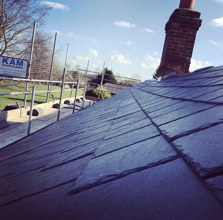 BowllerGroup's tweet image. Another job nearly complete by our skilled roofers #roof #slate #slaters #slaterslife #tiling #roofing #cambridge #cambridgeuk #harston #tannerandhall #bowllergroup #roofingcommunity #roofer #roofingwiththebest #roofingatitsfinest