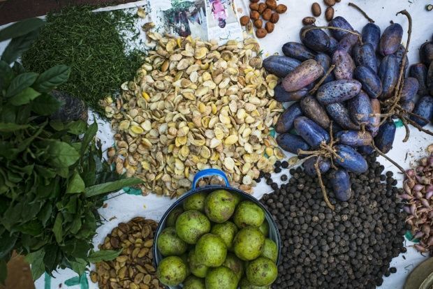 claudeforthomme's tweet photo. HOW WHAT YOU EAT IMPACTS THE CLIMATE: Check out Measuring the climate impact of our diet choices  ☛  https://t.co/zjxVdcB058 #foodisforever #ClimateChange via @impakterdotcom https://t.co/Zln0q4A4IO