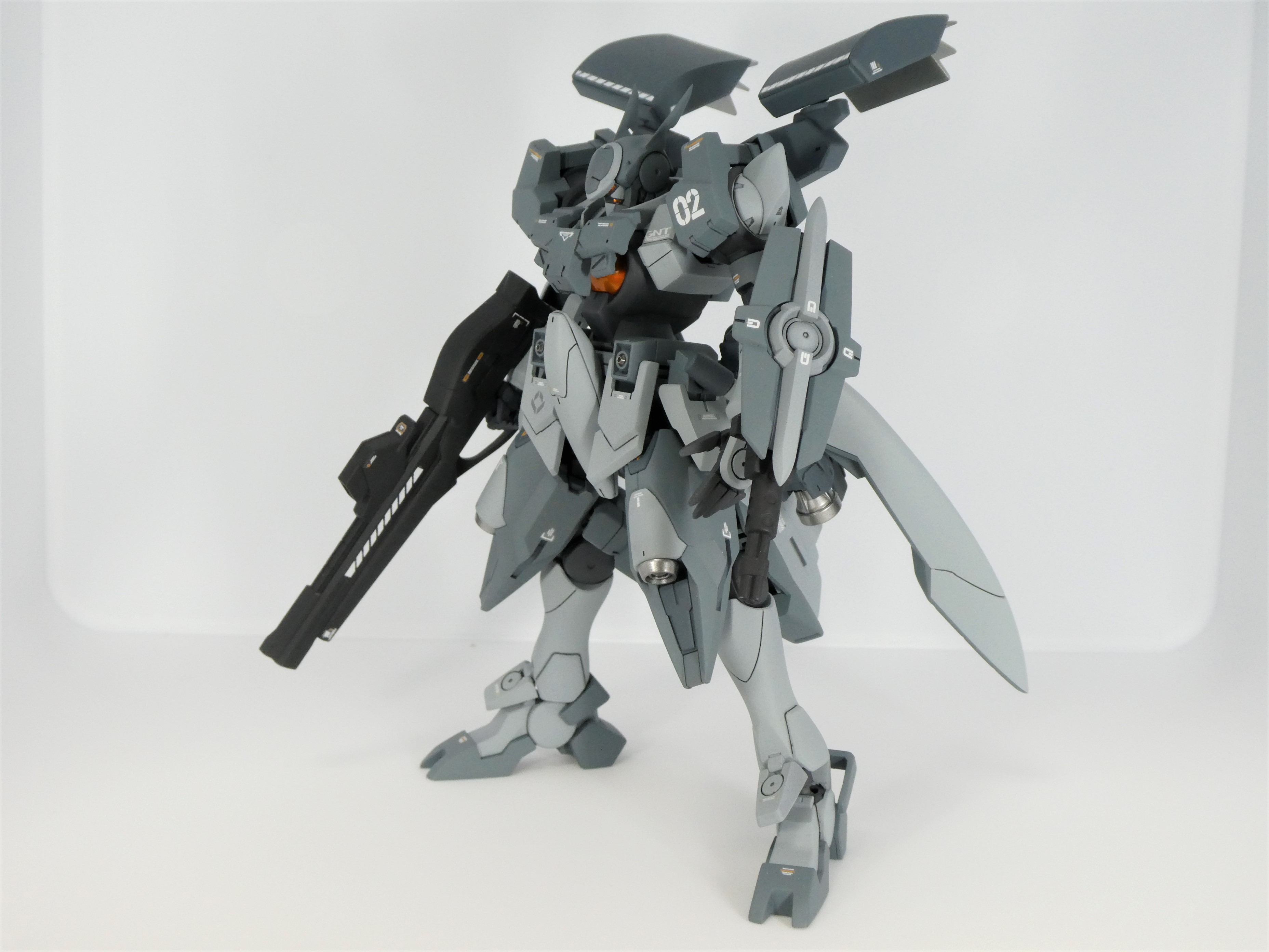 ガンプラ組済みブレイブ、フラッグ、ジンクスセット