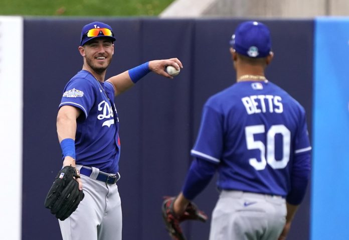 FantasyDegens's tweet photo. .@AroundBasesPOD with @bdentrek &amp; @Boston_Mo EP 125 is LIVE!!!! Listen in as they preview the #NLWest. Going over transactions, lineups, rotations, bullpens, over/unders and more https://t.co/WZH5AHZ8n0 https://t.co/QFOqxgLqpg