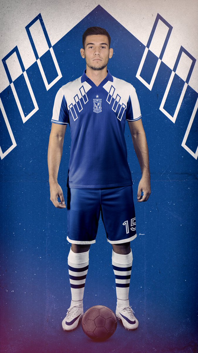 BartekParys's tweet photo. Koncepty retro z okazji #98Lecha 🎉🔵⚪️ https://t.co/iKpHKOMAmj