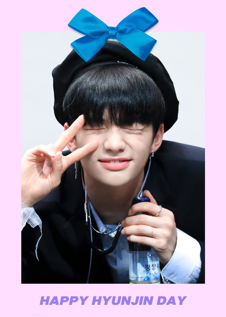 Heart_toHyunjin's tweet photo. 🥳𝟸𝟶𝟶𝟶_𝟶𝟹𝟸𝟶
🎀𝗛𝗔𝗣𝗣𝗬 𝗛𝗬𝗨𝗡𝗝𝗜𝗡 𝗗𝗔𝗬🎀

정말정말 소중한 현진아❤️
스물한번째 생일 축하해🎂
널 볼 수 있게 해줘서 고마워❤️

현진이의 삶이 항상 행복으로 가득차길 기도할게🙏
많이많이 사랑해❤️
#StrayKids #HappyHyunjinDay #현2야사랑해고마워 #STAYwithHyunjinForever https://t.co/h8Qryn2zkW