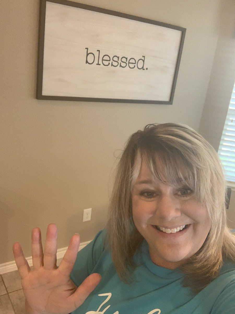 Hello everyone #emspdselfie #emsproud