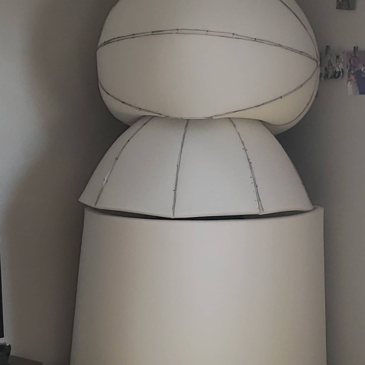 aPiNkCuPcAkE7's tweet photo. Working on cosplay and binge watching @donttrythis to keep my flow and inspiration going... making progress https://t.co/1XSmtX5vQ3