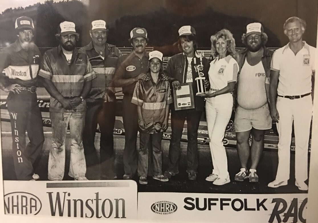 Dixontopfuel's tweet photo. Here’s a shot from when my dad drove for #larryminor To find out why car is in back of dually go to fb or insta. #tbt #winnerscircle #dragstrip #topfuel #nhra #BobbyHilton #JimandAllisonLee #throwbackthursday #sendit #winston #winstondragracing #dragster #ldsr #ogld #hero #winner https://t.co/O3BGT9CLUd