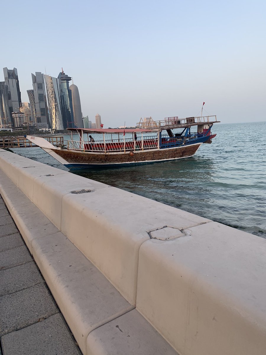 nabdulrahmn's tweet photo. المراكب بؤر للتلوث والأمراض متى يأتي دورهم في الحظر او انهم غير مشمولين مالباعه الجائلين !!
افيدونا يا #baladiya https://t.co/5aUdG0XJ5y
