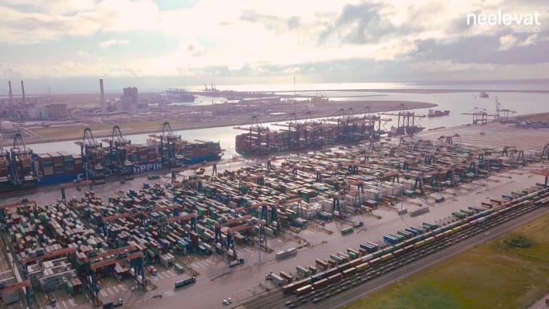 Er is momenteel een dringende behoefte aan opslag voor volledige reefer- en ADR-containers. Neem contact op met <a href="/NeeleVat/">Neele-Vat</a>, want misschien hebben zij een geschikte oplossing voor u. 

#container #depot #storage #Maasvlakte #containers