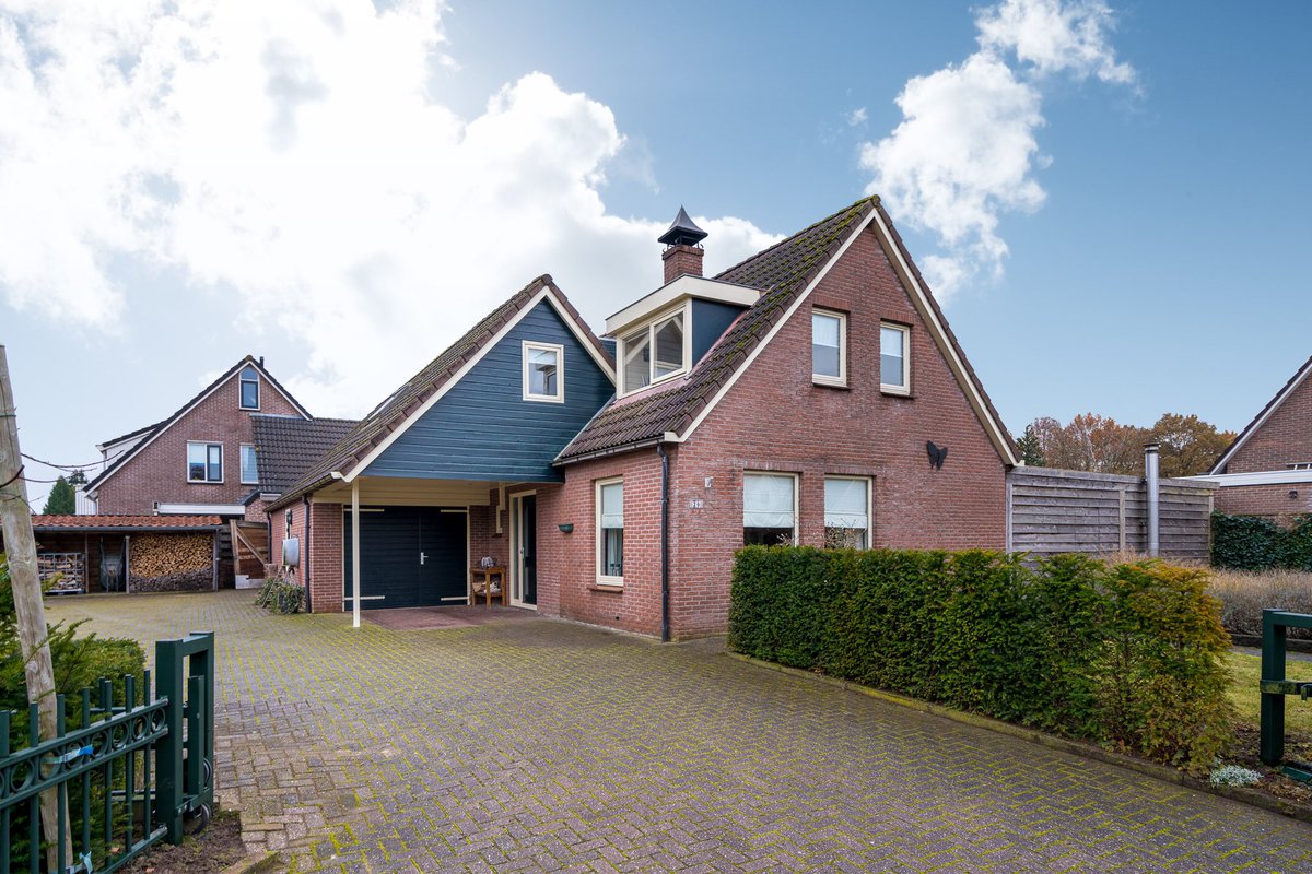 🏡 | Verkocht! De Steeg 20 in Wijster is succesvol verkocht. Kopers en verkopers, van harte gefeliciteerd. Veel woonplezier gewenst! 😁

ℹ️ Zingervastgoed.nl

#makelaar #Drenthe #funda #wijster