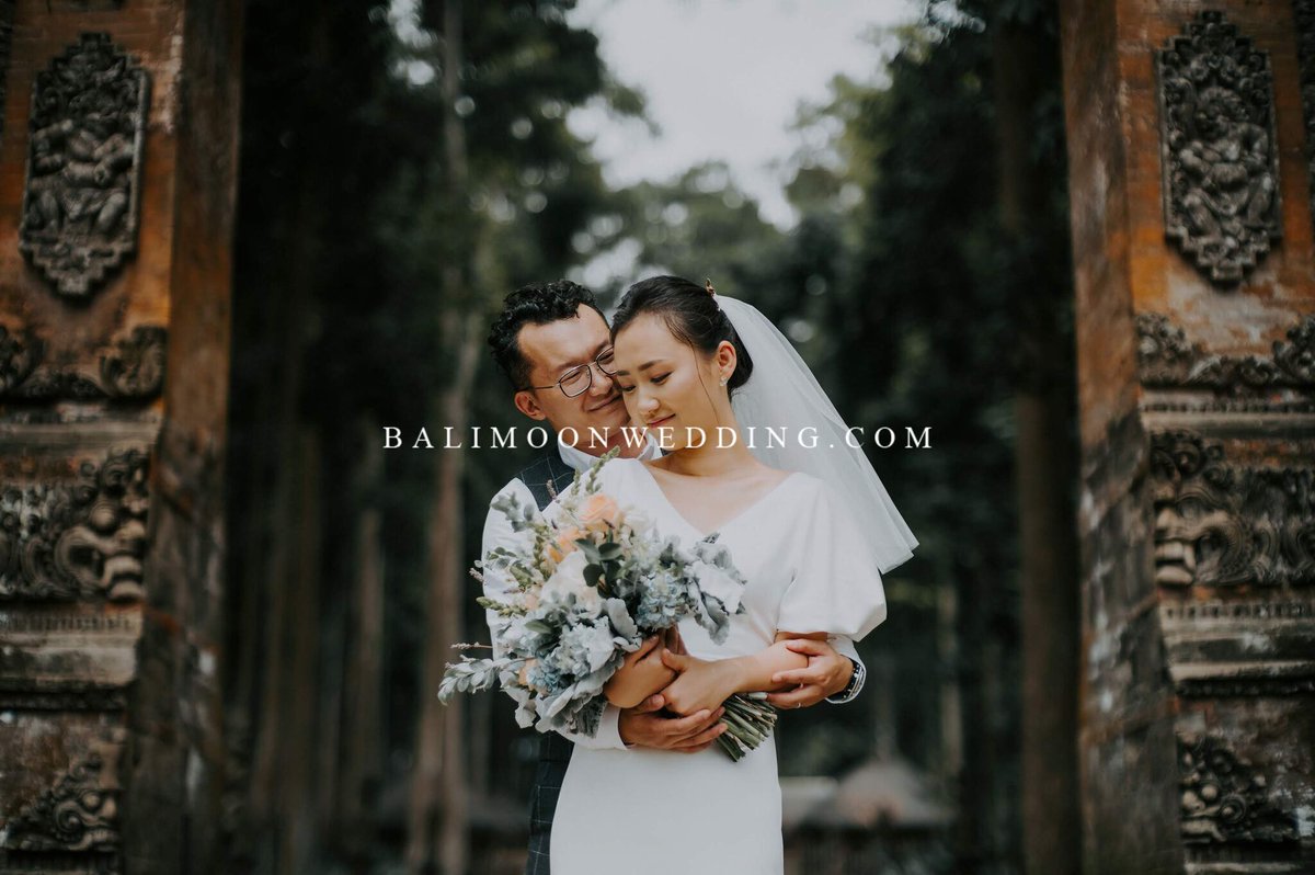 balimoonwedding's tweet photo. Photo session at monkey forest.
From the wedding of Alex &amp; John 💕💕💕
.
.
📷 @themarvelous_pictures
⚘ @mystyleweddingdecoration
@muabali_nita https://t.co/M29jyqKhzg