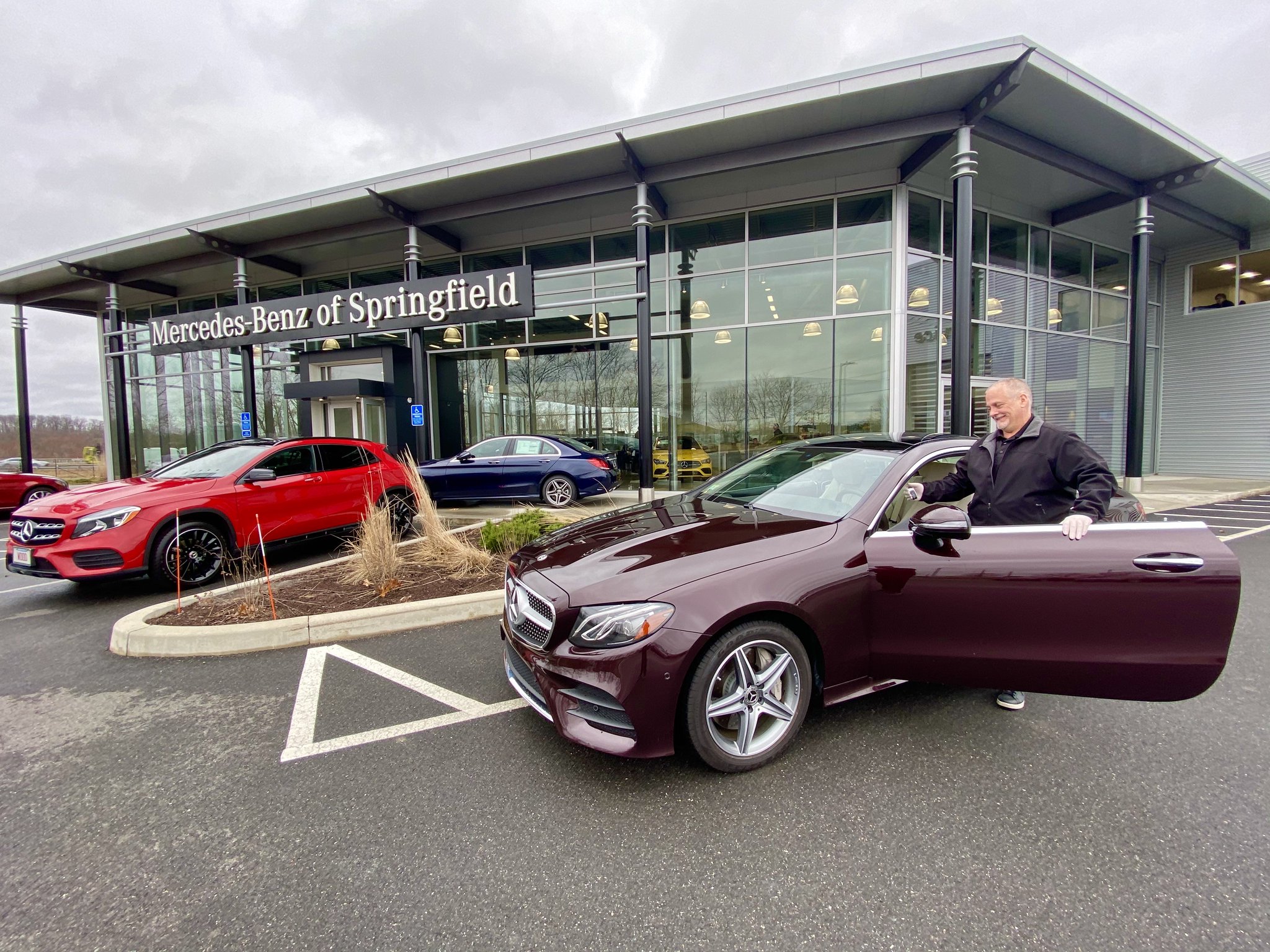Mercedes Benz Of Springfield On Twitter Convenience At Your