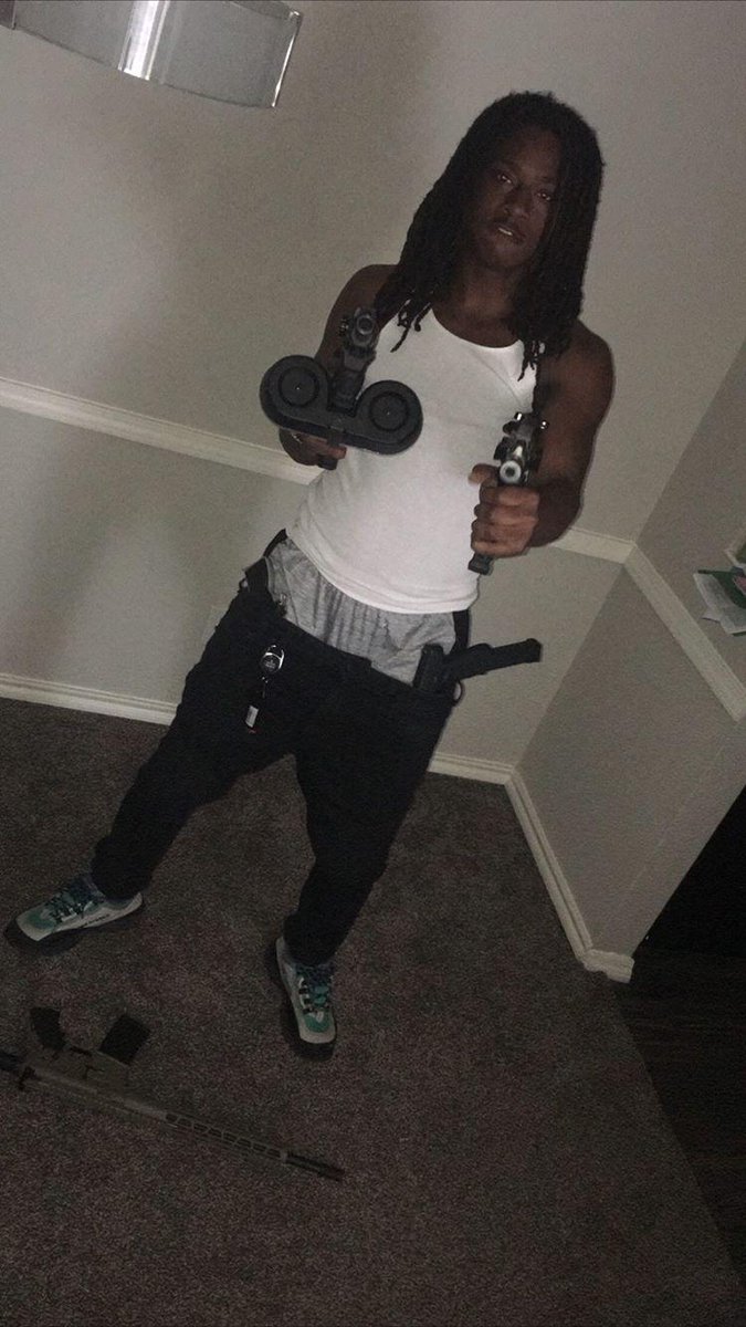 Big30010's tweet photo. "Pussy dont wanna do it wid Don Dotta yeah"🦍👹🗣🏋🏾‍♂️👌🏾 #BIG3 #OTF #FREEDAGUYS  @GGYOUNGBOY https://t.co/k2OHU9Iugw