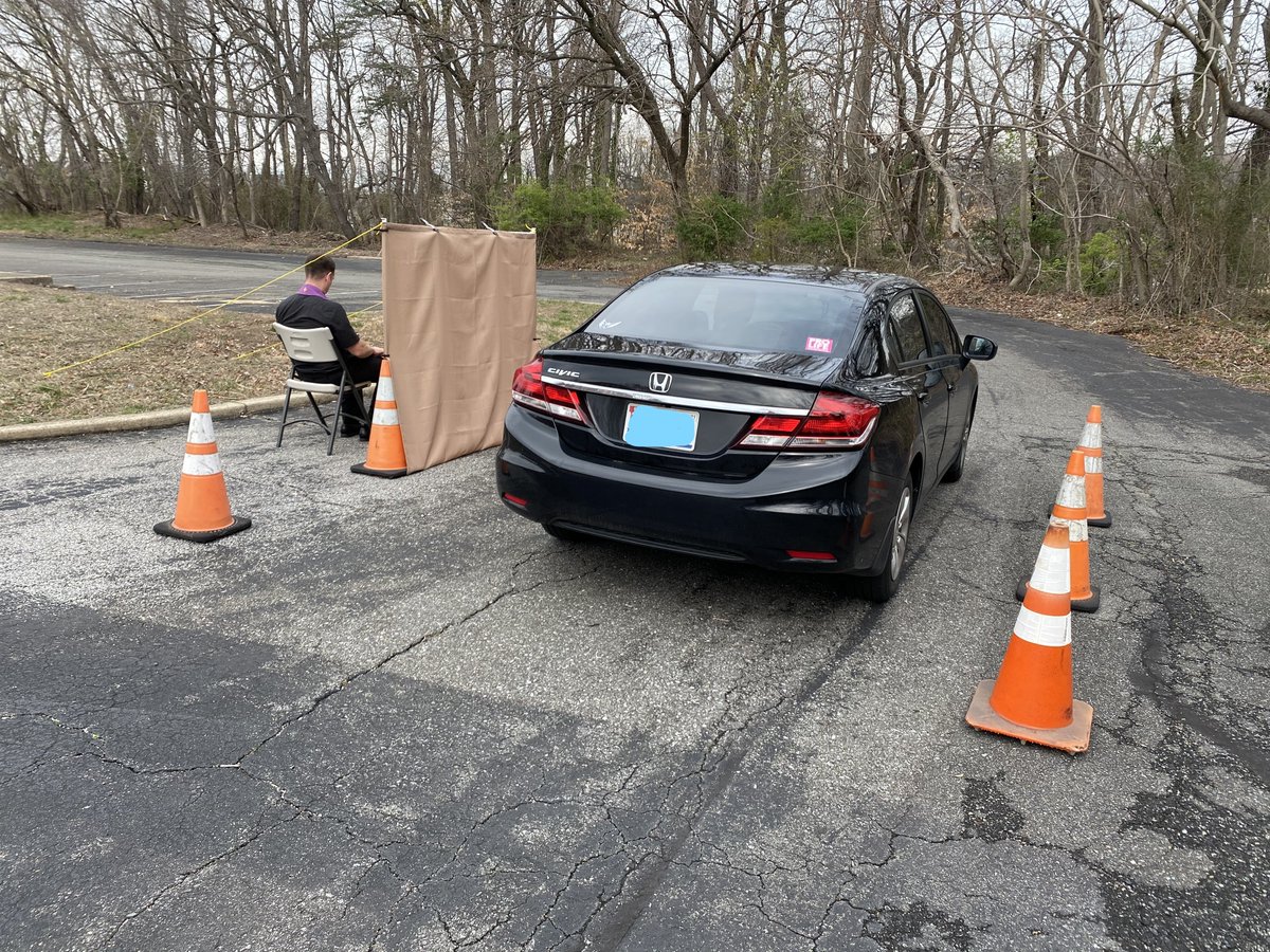 frmattfish's tweet photo. Open for business! Drive thru Confession available in the parking lot next to the rectory, at the usual times: Friday at 11:30am, Saturday at 3:30pm. Will add (or change) times to meet demand, if needed.

Come one, come all: Holy Family Church, Hillcrest Heights, Maryland https://t.co/rfKvLze6xn