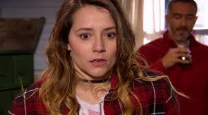 Porfis porfis que empiece la novela con la mas boni y seca <a href="/MagdaMullerV/">Magdalena Müller V.</a>  
<a href="/FansPaoVolpato/">Paola Volpato fans</a> <a href="/fdo_godoy/">Fernando Godoy B.</a> @Quena_rencoret <a href="/Mega/">Mega</a> <a href="/MuchoGustoMEGA/">¡Mucho Gusto!</a>  🙌😍🙌