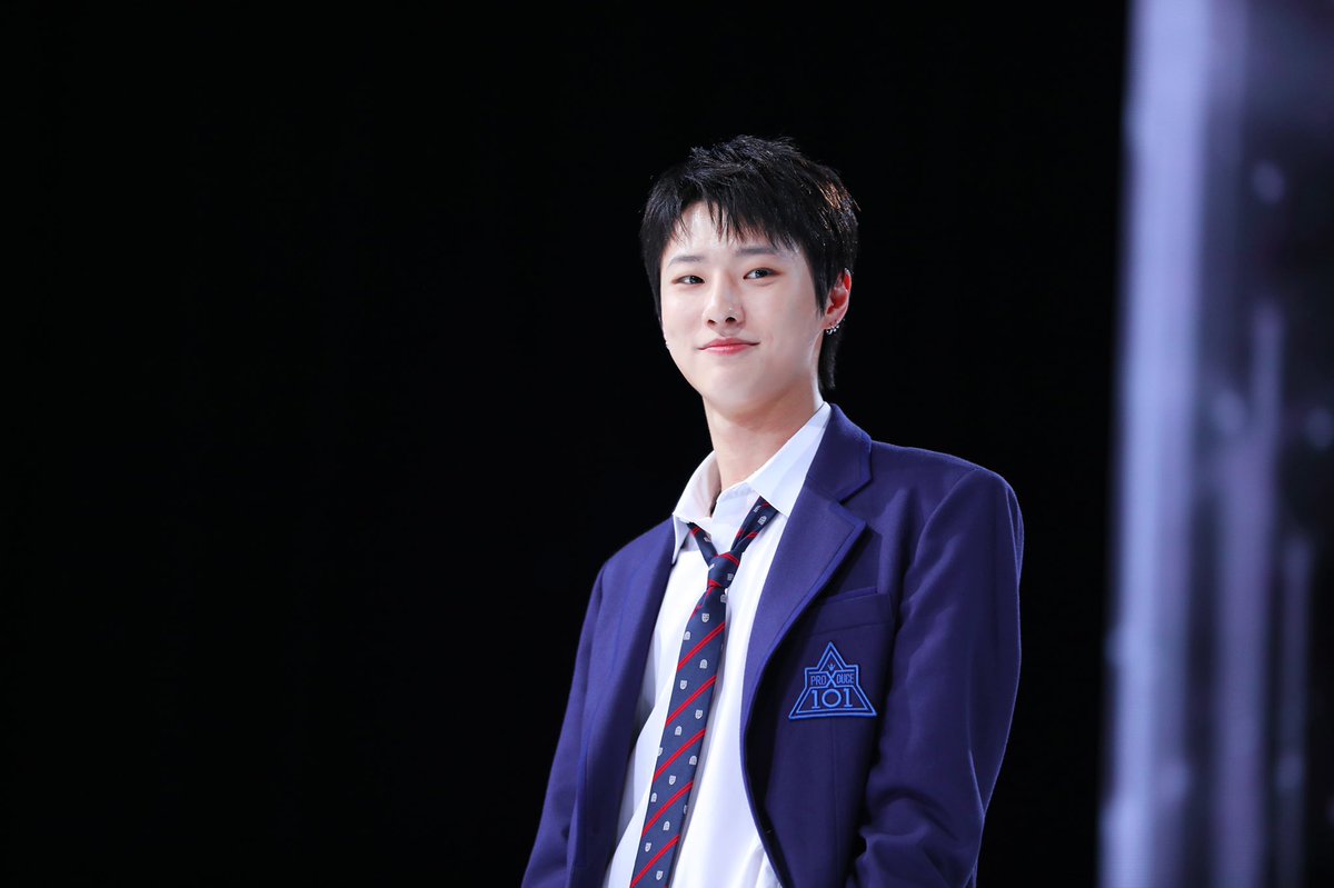 CHOSEUNGYOUN_TH's tweet photo. 𝑨 𝒚𝒆𝒂𝒓 𝒂𝒈𝒐🤍✨

190320 วันแรกของการพบปะกับเหล่าโปรดิวเซอร์ในฐานะเด็กฝึกโชซึงยอน เป็น รักแรกพบของใครหลายๆคนเลยใช่ไหมคะ🤟🏻 ผ่านมา1ปีแล้ว จนถึงตอนนี้ซึงยอนของเราได้ความรักจากทุกคนเพิ่มขึ้นมากเลยค่ะ ขอบคุณที่สนับสนุนซึงยอนมาตลอด เรามาอยู่เคียงข้างซึงยอนไปด้วยกันนานๆเลยนะคะ https://t.co/GDr9bGyRmP