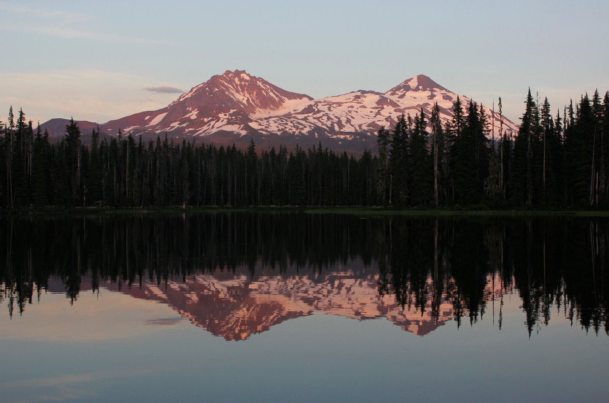 ForestServiceNW's tweet photo. “In the #spring, at the end of the day, you should smell like dirt.”

—Margaret Atwood 

#FirstDayOfSpring https://t.co/VHL5XGgncC
