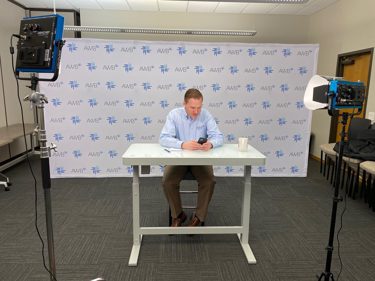 KrisJohnson_IOM's tweet photo. Historic day as @awbolympia hosts it’s first day-long virtual event, a workforce summit. What an appropriate conversation given these uncertain times. @RepDerekKilmer will kick off today’s event with an update on the congressional response to this crisis. #awbworkforce https://t.co/s4MQBJAT38