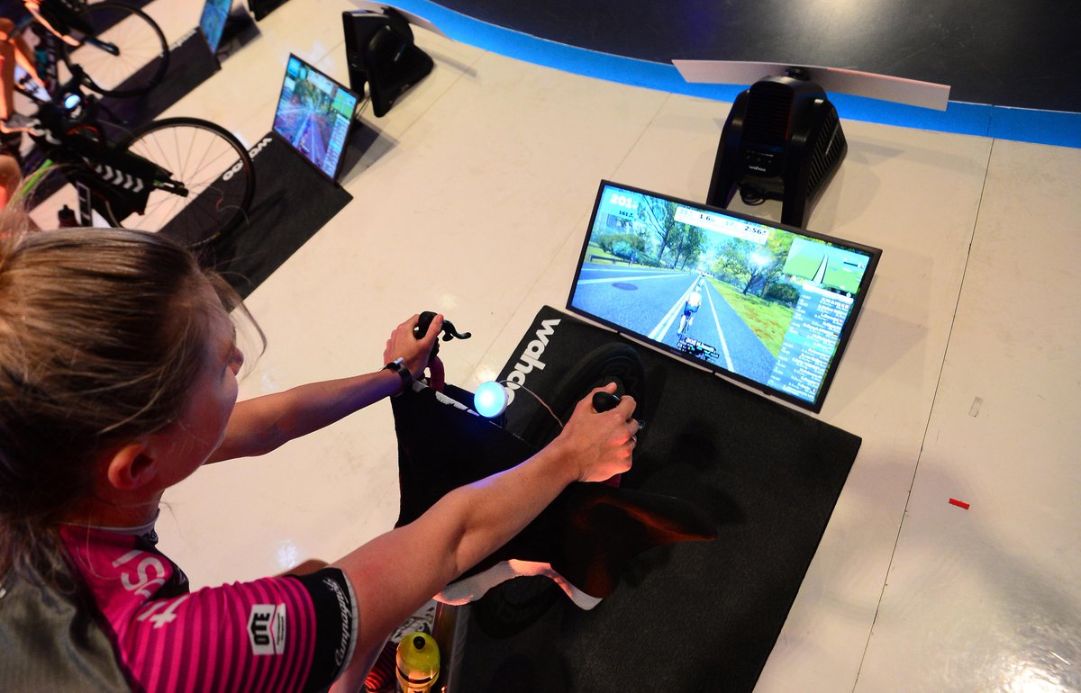 We’re excited to launch an 8-week series of races and workouts with <a href="/GoZwift/">Zwift</a> 🙌

With Government advice recommending against non-essential contact and all unnecessary travel, we are with <a href="/Sport_England/">Sport England</a> in encouraging cyclists to #StayInWorkOut 💪

Story 👉fal.cn/37aNZ