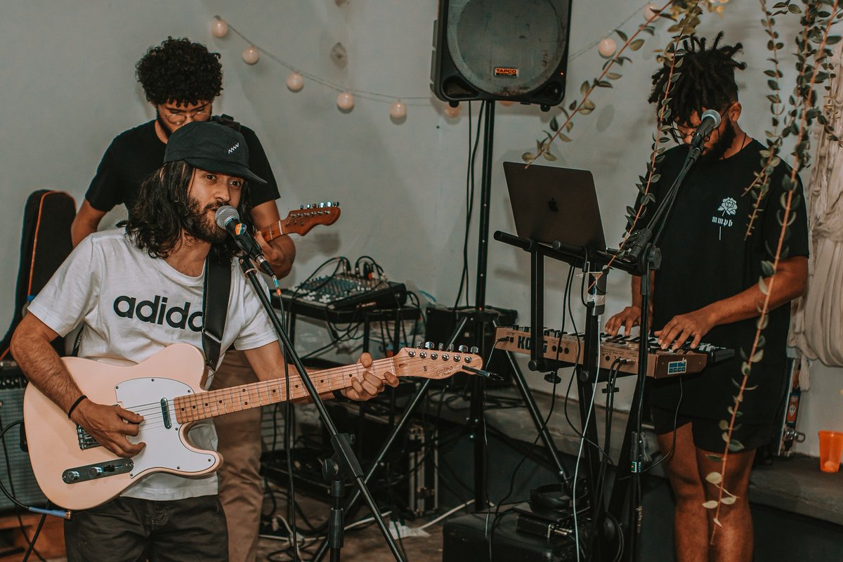 kaikyfernandez's tweet photo. rolê da #CenteiaCultural que teve semana passada, antes da quarentena começar 🥰

ficamos felizes demais com tudo que rolou, com a galera que colou, com o clima massa que teve nesse dia🙌🏽

quando o coronga passar, voltaremos com os dois pés no peito! 💥

https://t.co/W14FUPErxa https://t.co/5jDSOaiZyR