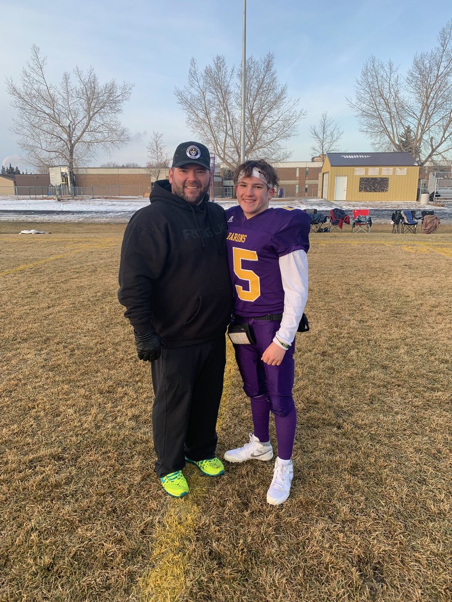 donniedodger25's tweet image. Happy 18th birthday to my little man @Atkinson_33 hard to believe you’ve grown up so quick. Won’t be the 18th you deserve but I promise we will celebrate a little. #myman