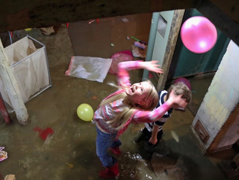 HeartlandPLBG's tweet photo. With everything we have been checking on this past week, have you thought to check on your sump pump?? We have gotten a lot of rain in the past few days and wouldn't want this to be what you find when you go to check on the kids! Give us a call #heartlandplumbing #serviceplumbing https://t.co/KPrIiG99Vi