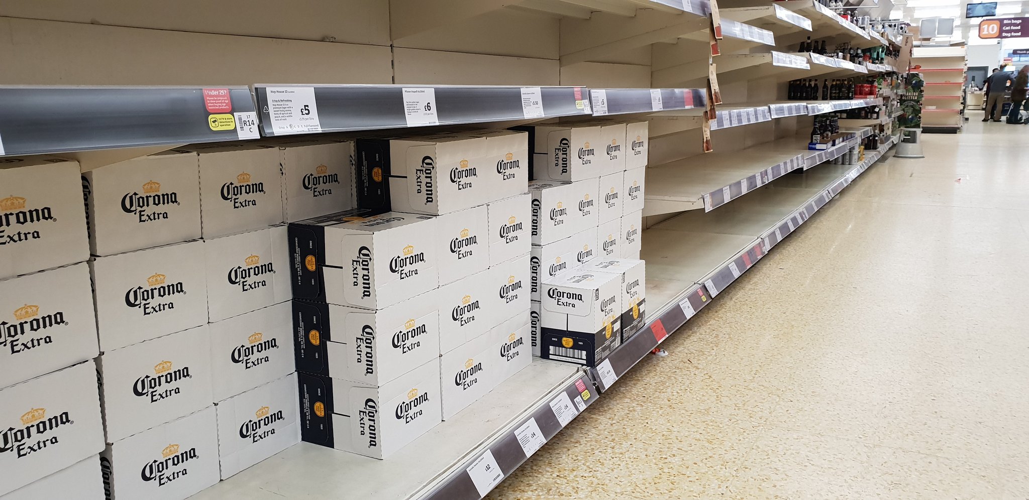 ETfGajJWkAABSQ1?format=jpg&name=large