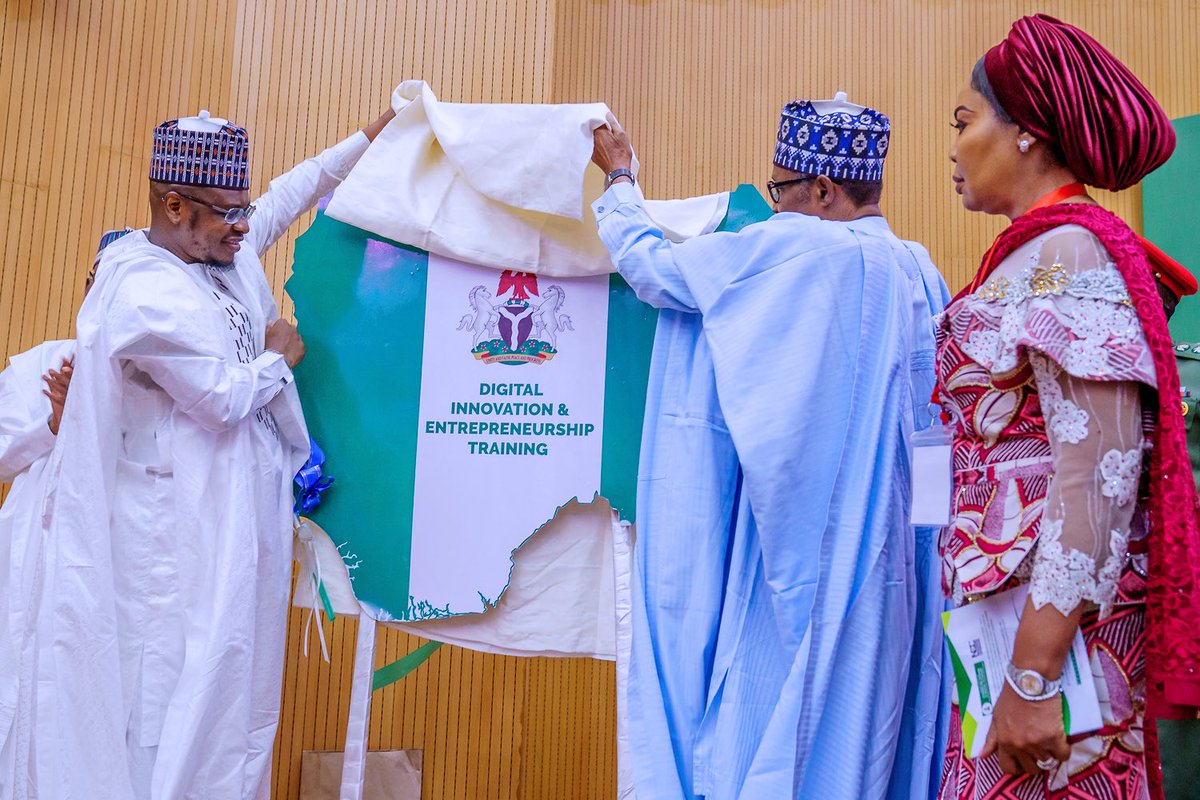 ibrahimMbomai's tweet photo. Earlier Today, President @MBuhari commissioned the Digital Skills Development Centre and the National Emergency Communications Centre in Abuja. https://t.co/2CZdnNSiO7