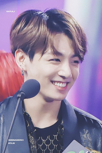 picsofkook's tweet image. hello everyone! this is a new pics account dedicated to our precious maknae and talented vocalist jeon jungkook ♡ please follow &amp;amp; rt to spread the word! ♡