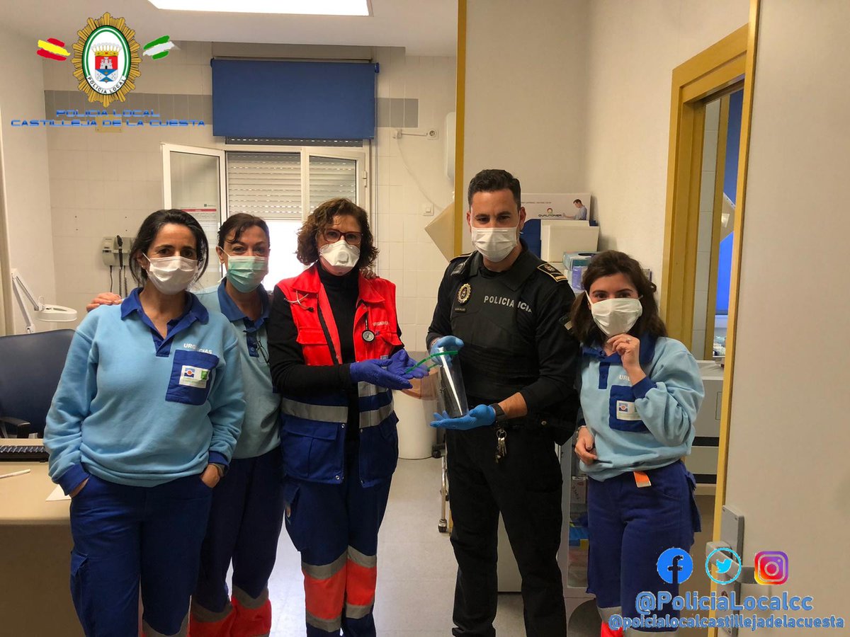 PoliciaLocalcc's tweet photo. Un profesor de impresión 3D y vecino de @CastillejaCta diseña máscaras de protección generadas con impresoras 3d para quienes más las necesitan en estos momentos.
Nosotros las hacemos llegar allí donde más falta hacen.
¡Unid@s Venceremos! 🦠💥🤛🏼
#TodoVaASalirBien 
#MeQuedoEnCasa https://t.co/mgBKO9a4LZ
