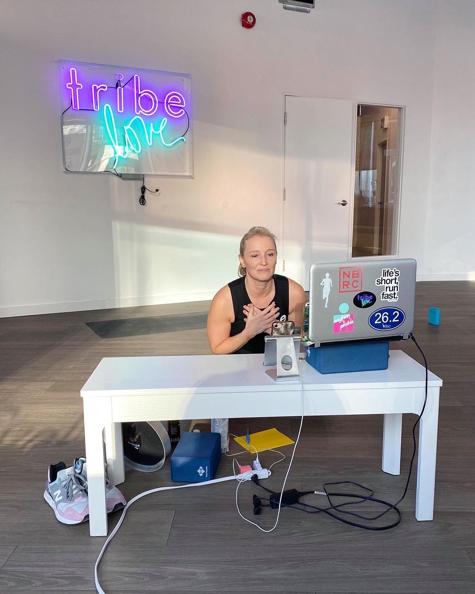 kardiaathletica's tweet photo. Hey #VirtualTribe 💜
We can’t wait to work out with you again today!
💻Log on to either Instagram or Facebook to join @catchingheather Live at 5pm from Tuesday - Friday and follow along with one of our virtual workouts.
Free and no equipment necessary. https://t.co/X86wsrozNp