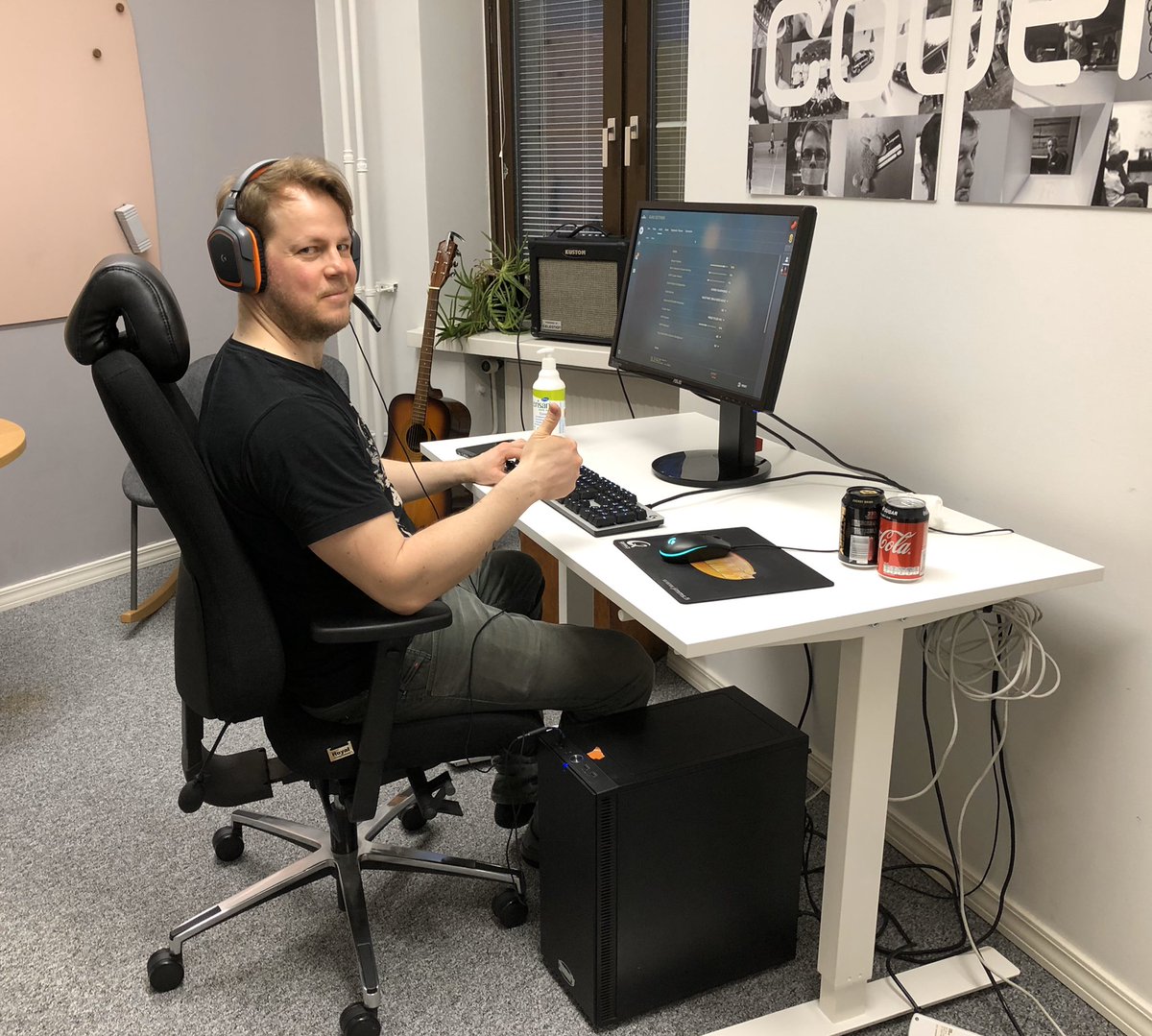 CMDamagers's tweet photo. Today is our first @kanaliiga game! Kikkemikke ready for action, thanks to the awesome @ShelterGameroom and #karanteenikone ! https://t.co/ypfjgkT33k
