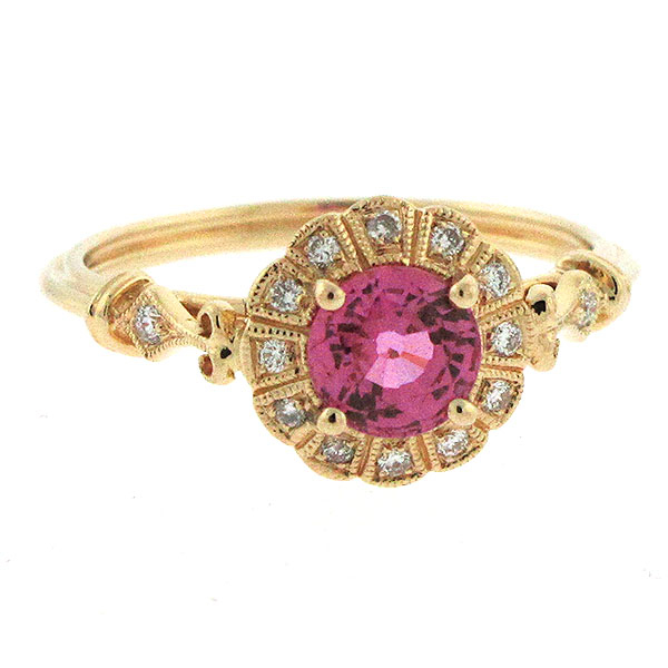 GoldsteinsJwlry's tweet photo. Vintage Design, Rich Color, &amp; Old-World Craftsmanship. There's nothing quite like Beverley K! 💍https://t.co/82jYhOjMgn https://t.co/NldNzfocgK