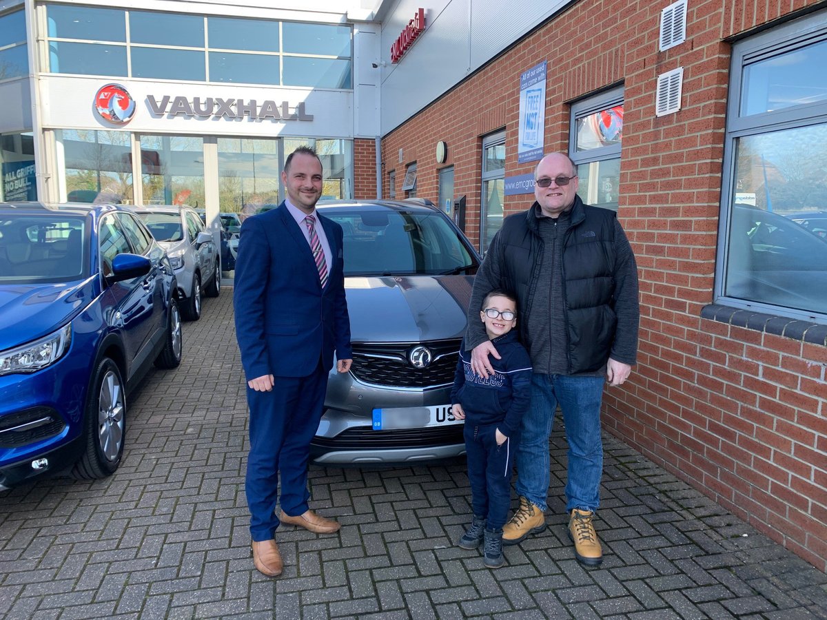 ebMotoring's tweet photo. Congratulations to Mr &amp; Mrs Homewood on collecting their Mokka X. Here's Mr Homewood with his grandson collecting the car with their salesman Alec! 🚗

Check out our fantastic car range here - https://t.co/L11XIsCeHl 🚗

#emcUckfield #Uckfield #emc #CarHandover #Vauxhall #NewCar https://t.co/yUwnjWSjnv
