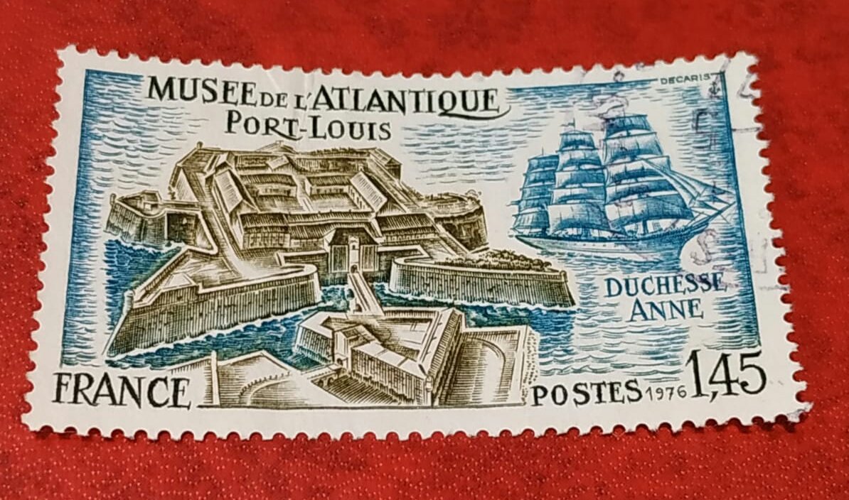 moneyandstamp's tweet image. #France 1976 #Mauritius #PortLuis