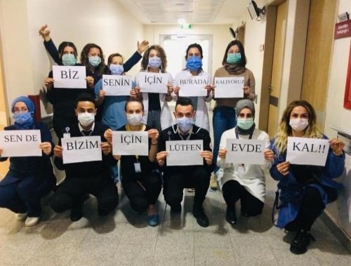 Iyi ki varsınız.😇😇
 #ÖğrtlerDoktorlarınYanında