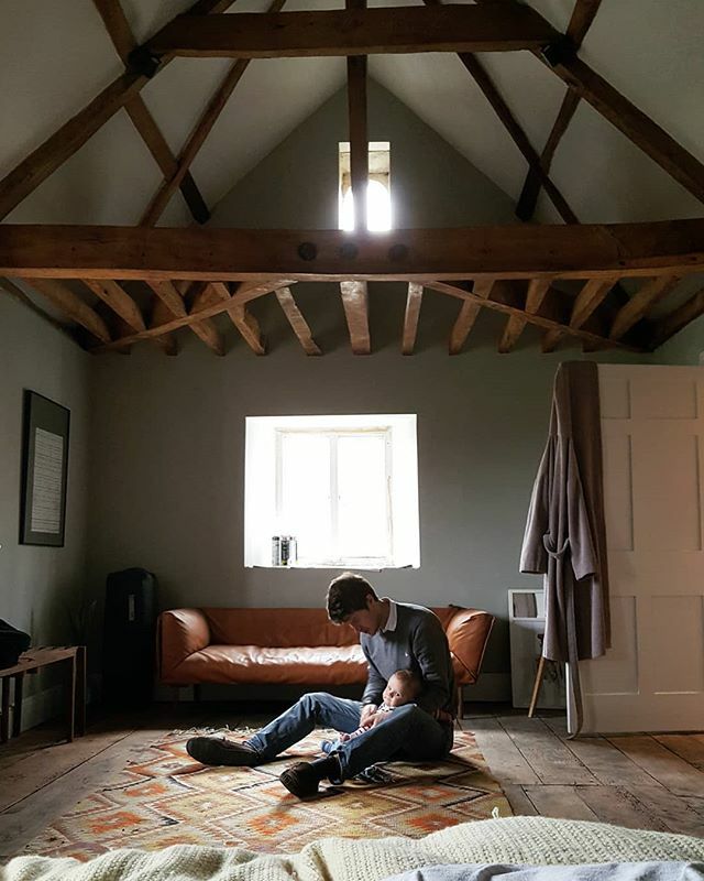 TortieHoare's tweet photo. More moments like this are the few good things coming out of this virus.

#workingfromhome #maternityleave #pitchedceiling #highceiling #vaultedceiling #bedroom #vaultedbedroom #oldhouse #georgianhouse #farmhouse #georgianrenovation #daddydaycare #interi… https://t.co/tiwknHdzVJ https://t.co/EQ5xqaihjZ