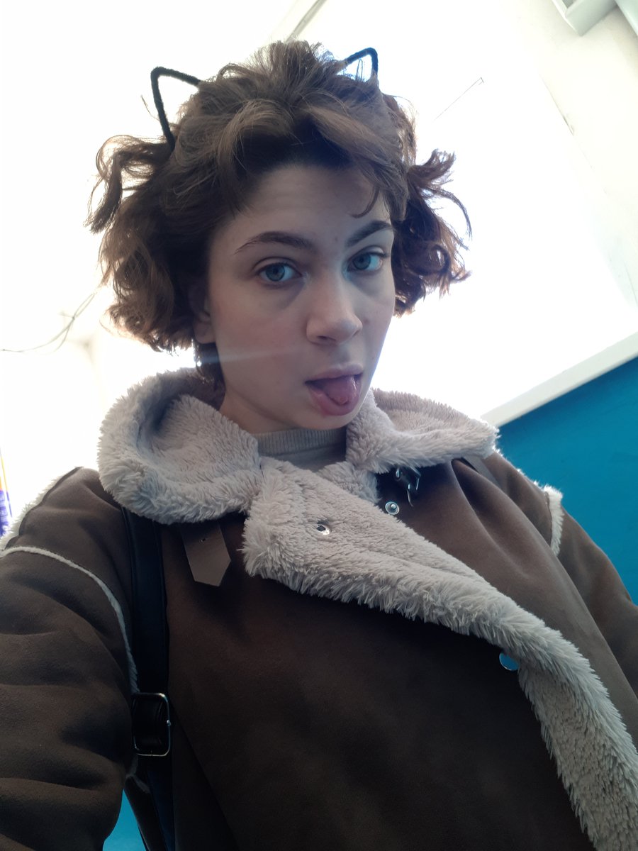 durnomne's tweet photo. @znnvns @sorry_dont_love привет, кисы, возьмите к себе https://t.co/woZwHKdSlf