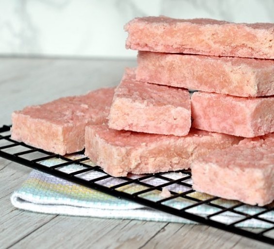 A friend text me yesterday saying he’s taking this time to work on his baking...
.
It’s certainly an unprecedented time and there is already plenty of suggestions out there on how we can get through it, but I wanted to share a few tips of my own which mi… ift.tt/2xSGmAI