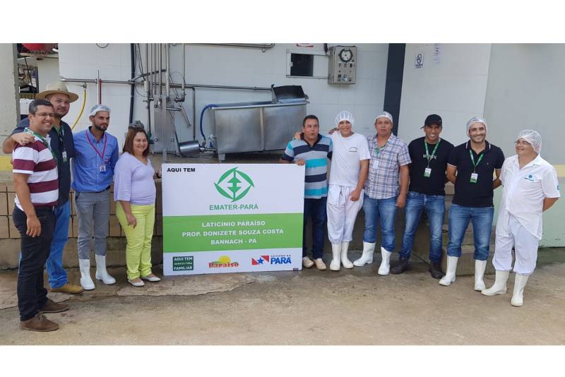 Asbraer_oficial's tweet photo. Com apoio da @PaEmater, laticínio de Bannach recebe registro sanitário

Acesse: https://t.co/lvLsIw4s2t

#Asbraer #AgriculturaFamiliar https://t.co/tPkexbryY4