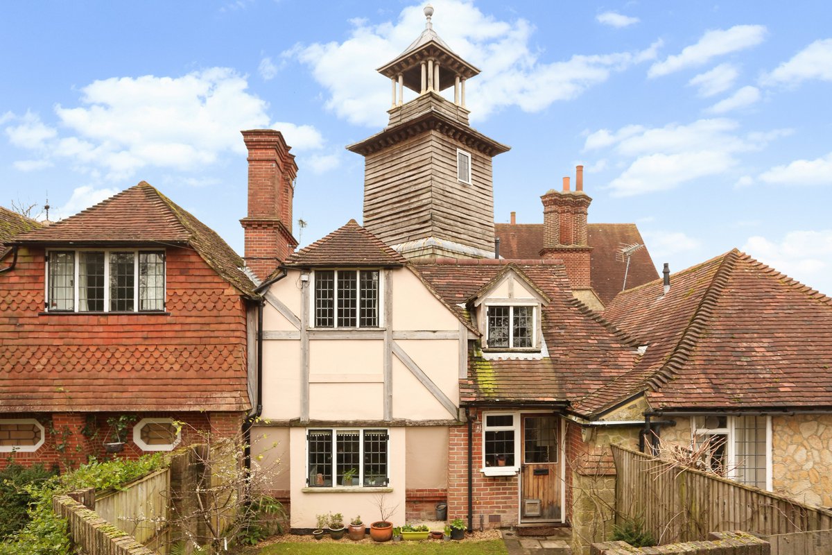 Hamptons Liphook tweet media